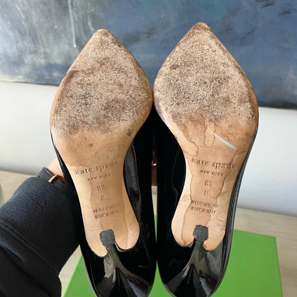 Kate Spade Liquorice Lipstick Black Patent Pumps size 8 - Picture 6 of 7